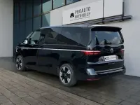 Gebraucht VW Multivan Style 150 PS (110 kW) 2023 Deep black perleffekt Van / Kleinbus
