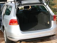 Gebraucht VW Passat 122 PS (89 kW) 2011 Silber metallic Kombi