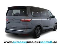 Second-hand VW Multivan Style 150 CP (110 kW) 2025 Gri Monovolum