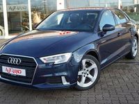 Gebraucht Audi A3 Sport 116 PS (85 kW) 2018 Blau Limousine