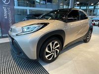 Gebraucht Toyota Aygo X Comfort 72 PS (52 kW) 2022 Ginger beige metallic/ night sky black SUV