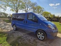Second-hand Renault Trafic 116 CP (85 kW) 2010 Albastru Monovolum