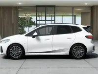 Gebraucht BMW 220 Active Tourer M Sport 170 PS (125 kW) 2025 Alpinweiss iii (weiß) Van / Kleinbus