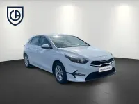 Używany Kia Ceed Vision 160 KM (117 kW) 2023 Biały Hatchback