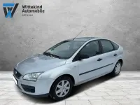Gebraucht Ford Focus Trend 80 PS (58 kW) 2006 Grau Limousine