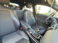 Gebraucht Mercedes A200 163 PS (119 kW) 2019 Grau Limousine