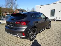 Usata Ford Focus Active 155 CV (114 kW) 2024 Grigio Berlina
