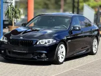 Gebraucht BMW 550 M Sport 449 PS (330 kW) 2016 Schwarz Limousine