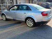 Gebraucht Audi A4 140 PS (102 kW) 2002 Silber Kleinwagen