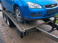 Gebraucht Ford Focus 80 PS (58 kW) 2005 Blau Kleinwagen
