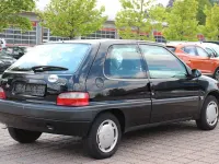 Gebraucht Citroën Saxo 60 PS (44 kW) 2001 Schwarz Kleinwagen