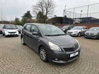 Gebraucht Toyota Verso 126 PS (92 kW) 2011 Grau Van / Kleinbus