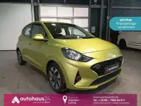 Gebraucht Hyundai i10 Trend 67 PS (49 kW) 2024 Grün Kleinwagen