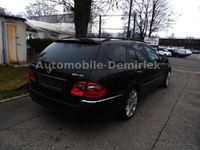 Gebraucht Mercedes E320 Avantgarde 224 PS (164 kW) 2006 Schwarz metallic Kombi