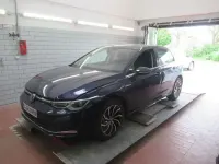 Gebraucht VW Golf VIII Style 131 PS (96 kW) 2023 Atlantic blue metallic Limousine