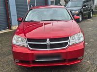 Gebraucht Dodge Avenger 170 PS (125 kW) 2011 Rot Limousine