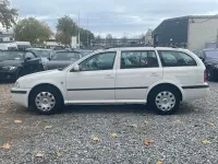 Używany Skoda Octavia 102 KM (75 kW) 2009 Biały Kombi