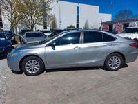 Gebraucht Toyota Camry 181 PS (133 kW) 2016 Silber Limousine