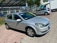Używany Opel Astra 100 KM (73 kW) 2004 Srebrny Hatchback