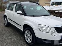 Gebraucht Skoda Yeti Active 105 PS (77 kW) 2013 Weiß SUV