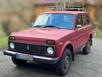 Gebraucht Lada niva 82 PS (60 kW) 2005 Rot SUV
