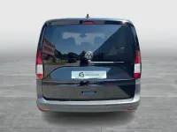 Gebraucht VW Caddy Basis 102 PS (75 kW) 2023 Schwarz Van / Kleinbus