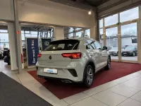 Gebraucht VW T-Roc R-line 150 PS (110 kW) 2025 Grau SUV