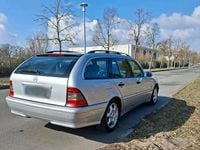Gebraucht Mercedes C200 136 PS (100 kW) 2000 Silber Kombi