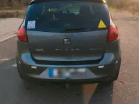 Occasion Seat Altea 105 ch (77 kW) 2012 Gris Berline