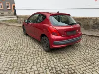 Gebraucht Peugeot 207 88 PS (64 kW) 2007 Rot Kleinwagen