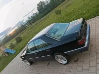 Gebraucht Mercedes E260 160 PS (117 kW) 1990 Schwarz Limousine