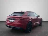 Gebraucht Audi Q8 S-Line 394 PS (289 kW) 2025 Chilirot metallic SUV