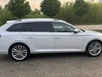 Brugt Skoda Superb Ambition 190 HK (139 kW) 2018 Hvid Stationcar