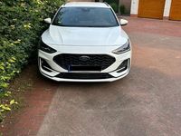 Usata Ford Focus ST-Line 120 CV (88 kW) 2022 Bianco Station wagon