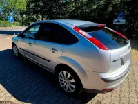 Gebraucht Ford Focus 101 PS (74 kW) 2007 Silber Limousine