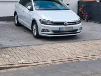 Gebraucht VW Polo Comfortline 95 PS (69 kW) 2019 Weiß Kleinwagen