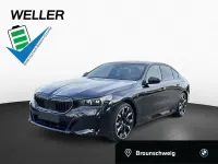 Neu BMW 550e Comfort Edition 313 PS (230 kW) 2026 Black sapphire (schwarz) Kombi