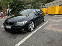 Gebraucht BMW 330 245 PS (180 kW) 2011 Schwarz Coupé