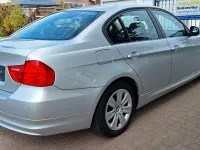 Gebraucht BMW 318 143 PS (105 kW) 2010 Silber Limousine