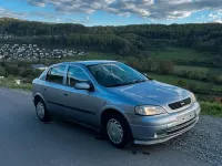 Gebraucht Opel Astra 101 PS (74 kW) 2002 Silber Limousine