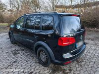 Gebraucht VW Touran Cross 105 PS (77 kW) 2011 Schwarz Van / Kleinbus
