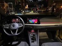 Gebraucht VW Golf VIII 131 PS (96 kW) 2020 Gelb Kleinwagen