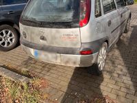 Gebraucht Opel Corsa 75 PS (55 kW) 2002 Silber Kleinwagen