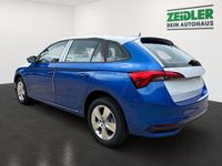 Neu Skoda Scala Essence 95 PS (69 kW) 2025 Blau Kleinwagen