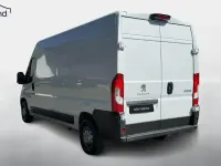 Gebraucht Peugeot Boxer 140 PS (102 kW) 2024 Weiss Van