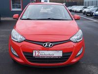 Gebraucht Hyundai i20 Edition 130 PS (95 kW) 2013 Rot Kleinwagen