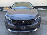 Gebraucht Peugeot 3008 Allure 131 PS (96 kW) 2022 Grau SUV