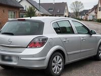 Gebraucht Opel Astra 90 PS (66 kW) 2007 Silber Kleinwagen