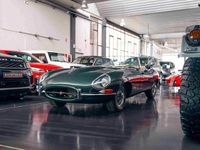 Second-hand Jaguar E-Type 269 CP (197 kW) 1961 Verde Cabrio