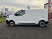 Gebraucht Toyota Proace Comfort 100 kW (136 PS) 2021 Schaumweiß Van / Kleinbus